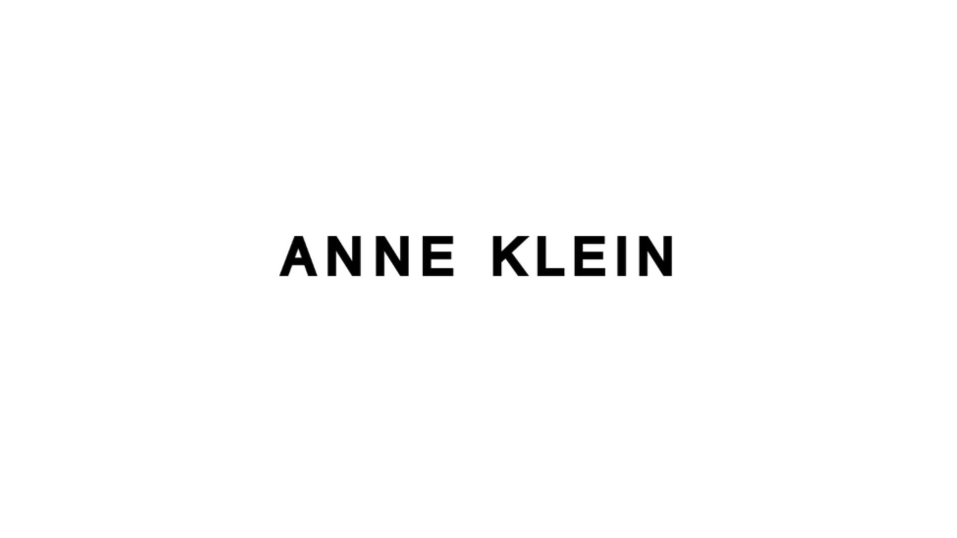 Anne Klein Review : The Legacy of Timeless Chic for the Modern Woman